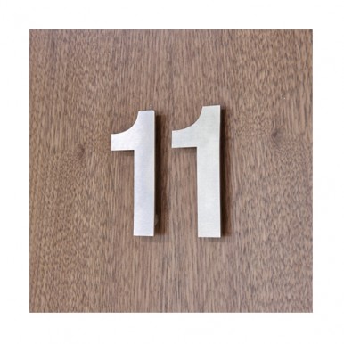 Numerals with Spacing Legs